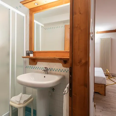 Gaarten Benessere By Kleos Group Collection 4* Gallio